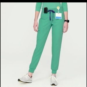 Figs high waisted joggers, size small